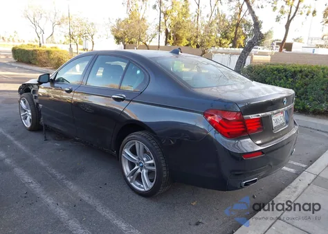 2014 BMW 750I из США, поврежденный, VIN WBAYA8C53ED825338